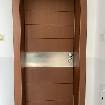 Luxury City Center 2bd Apt. Tirana