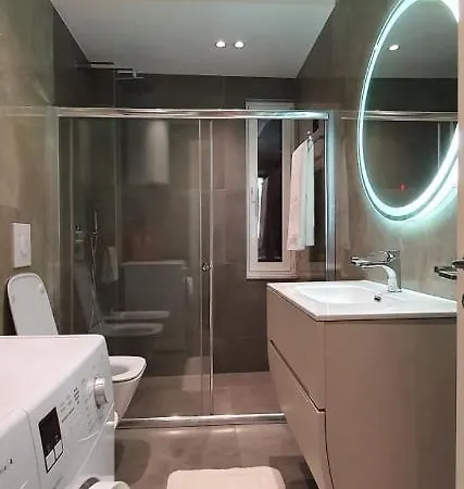 Luxury City Center 2bd Apt. Tirana