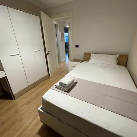 Luxury City Center 2bd Apt. Apartment